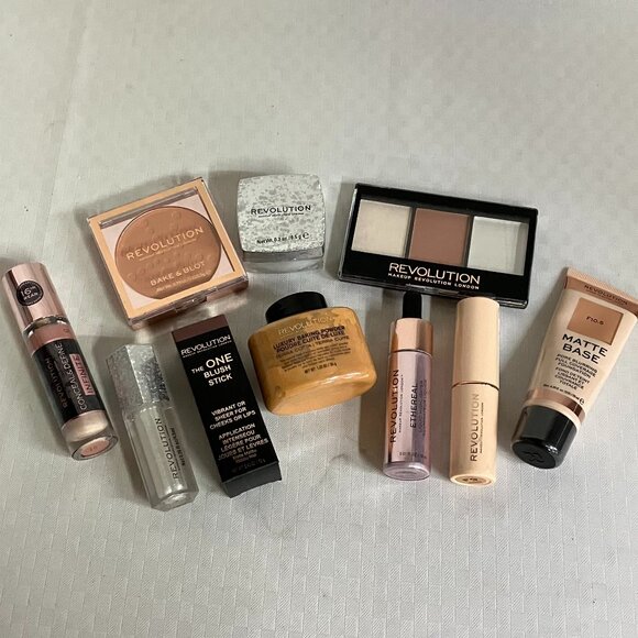 Revolution Makeup Lot Of 10 Concealer Blush Foundation Powder Eyes & Lips - Picture 1 of 3